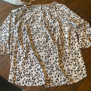 Loft cheetah top with ruffle sleeves